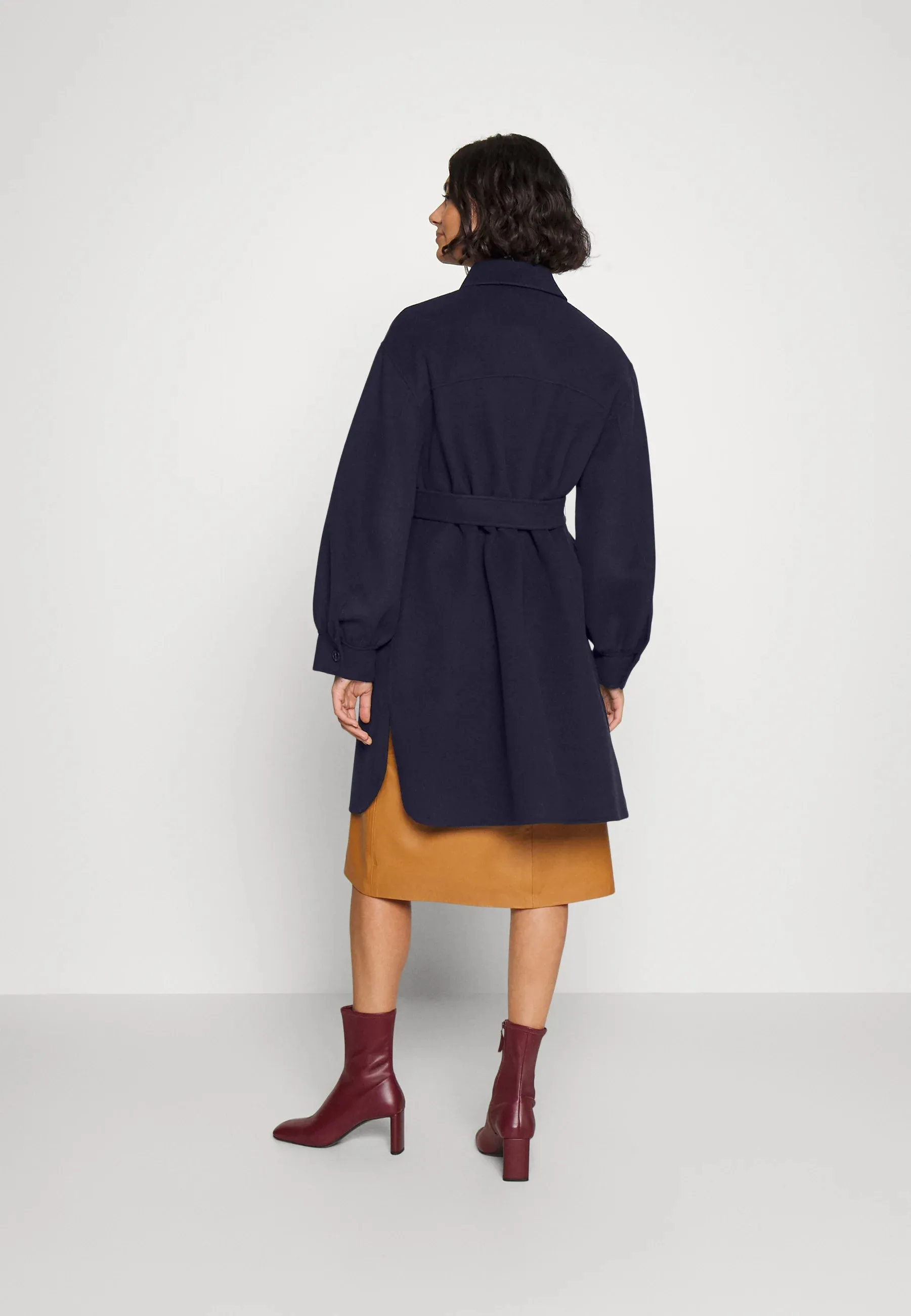 Fariseo Coat- Navy