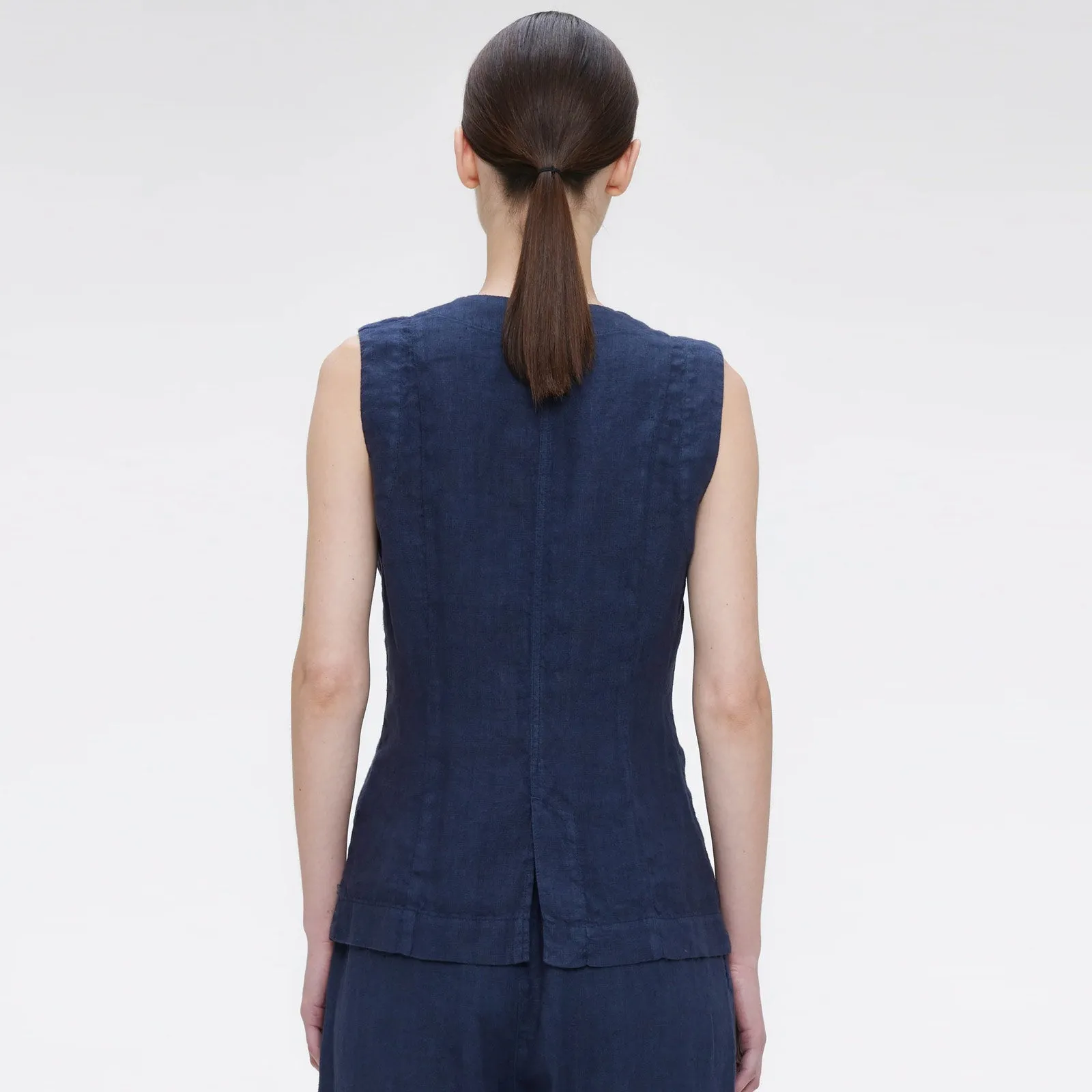 Juni Vest navy