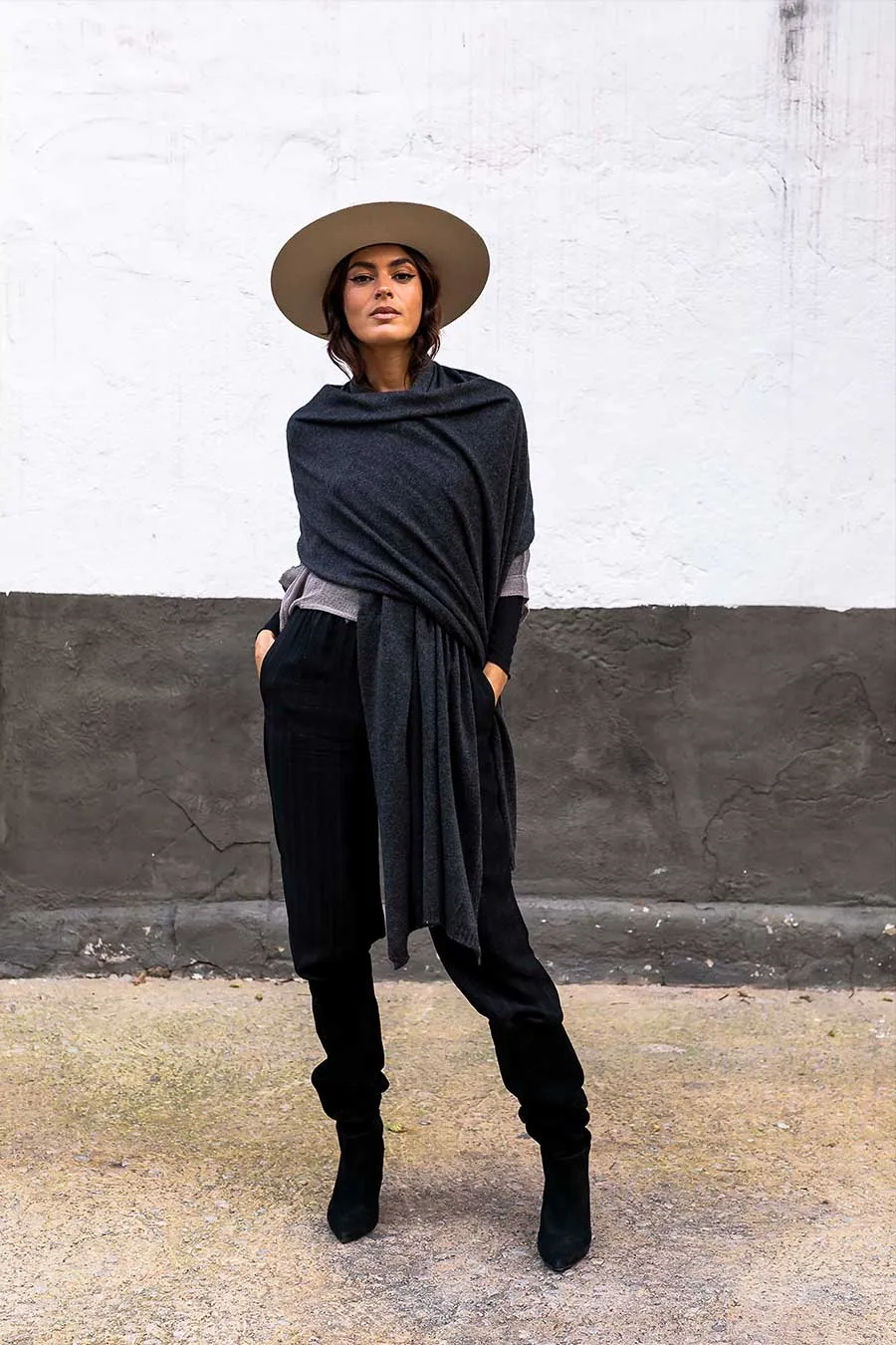 KNIT CASHMERE SHAWL CHARCOAL