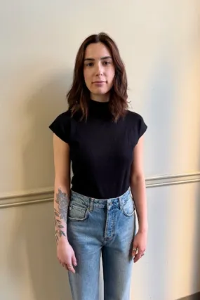 NY Sleeveless Sweater