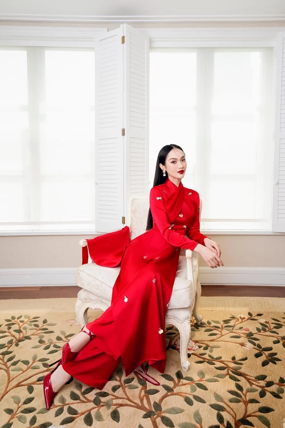 Sandra Long Sleeves Ao Dai Set