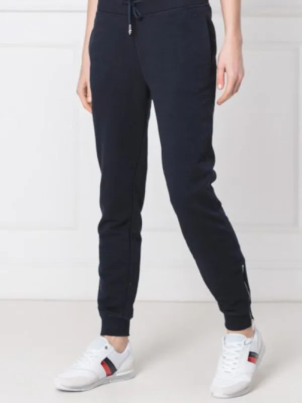 Th Essential Jogger